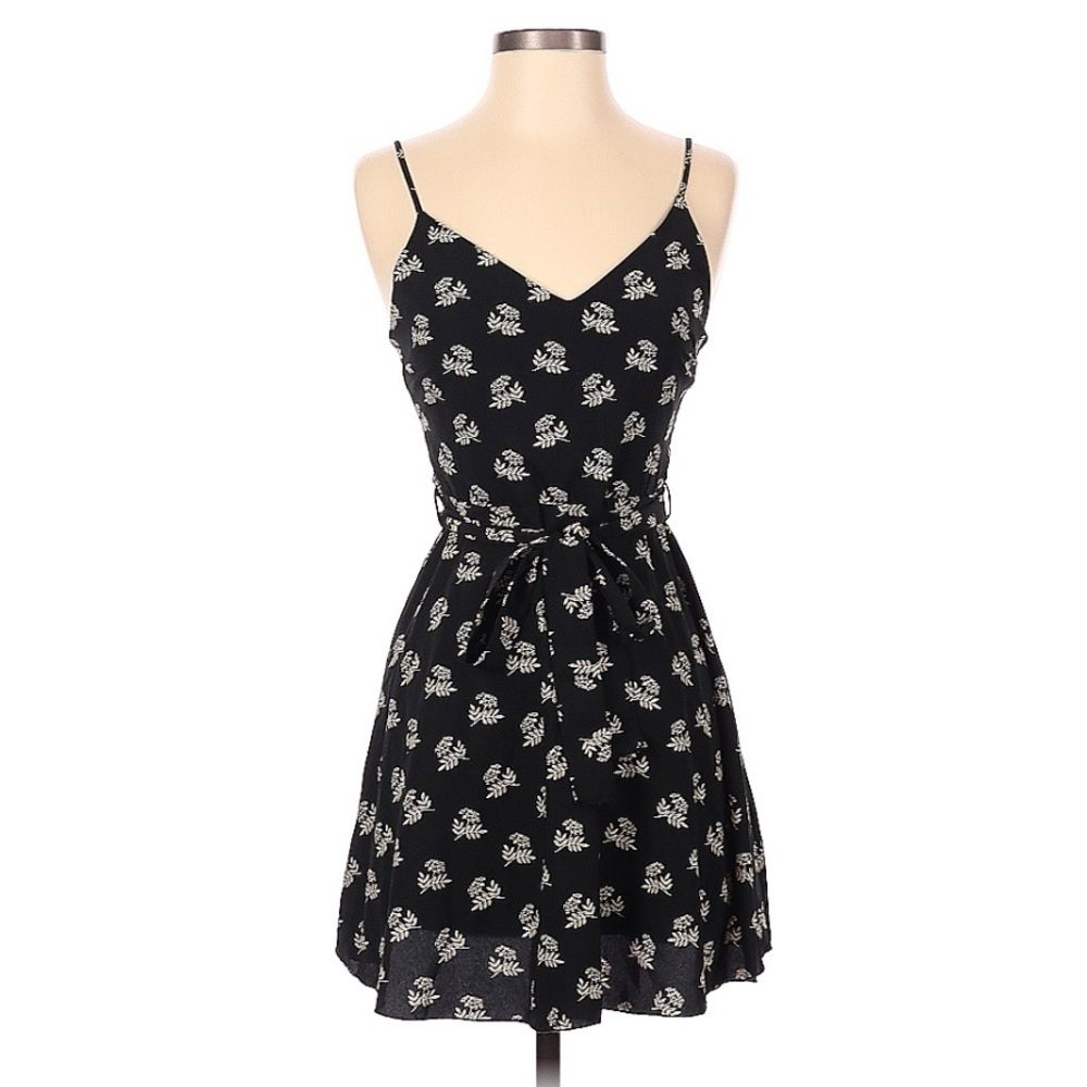 I JOAH Shirring Back Floral Dress | SIZE S